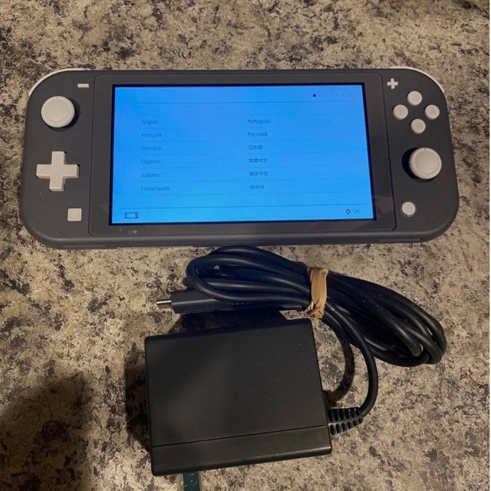 Nintendo Swirch Lite